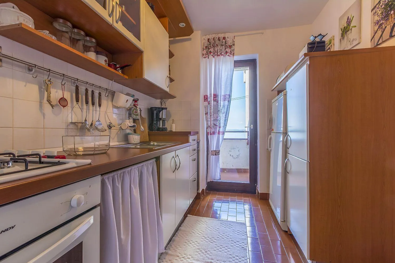 Charmantes Apartment Nur 300 Meter Zum Strand Mit Meerblick, Waschmaschine, Wifi Crikvenica
