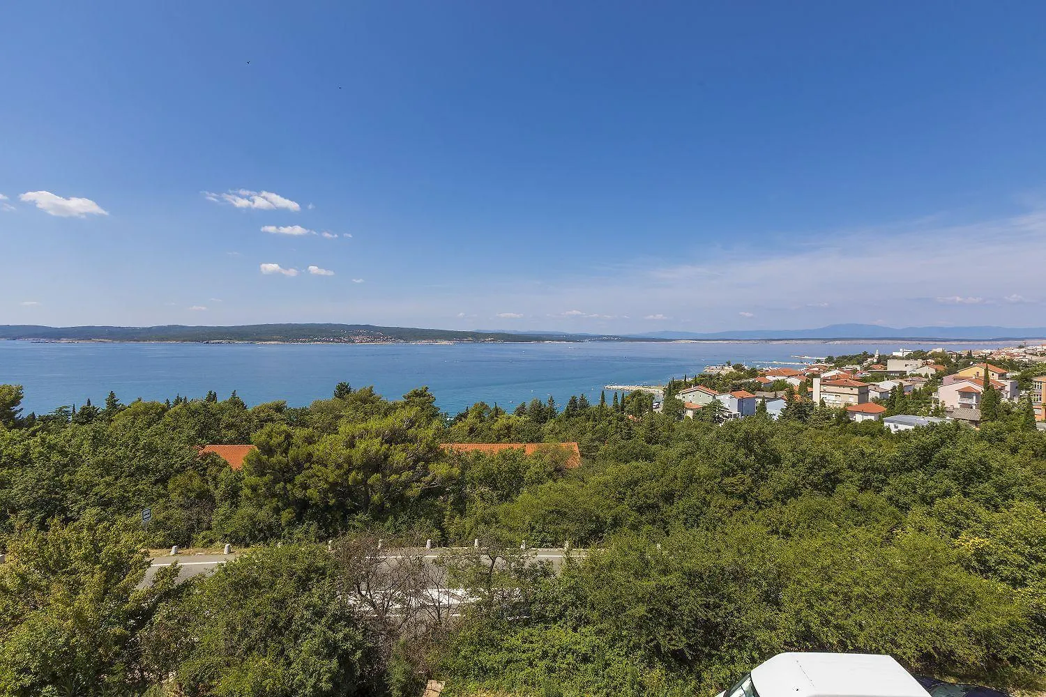 Charmantes Apartment Nur 300 Meter Zum Strand Mit Meerblick, Waschmaschine, Wifi Crikvenica 0*,  Croatia