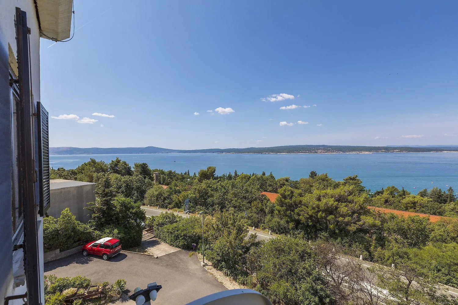 Charmantes Apartment Nur 300 Meter Zum Strand Mit Meerblick, Waschmaschine, Wifi Crikvenica