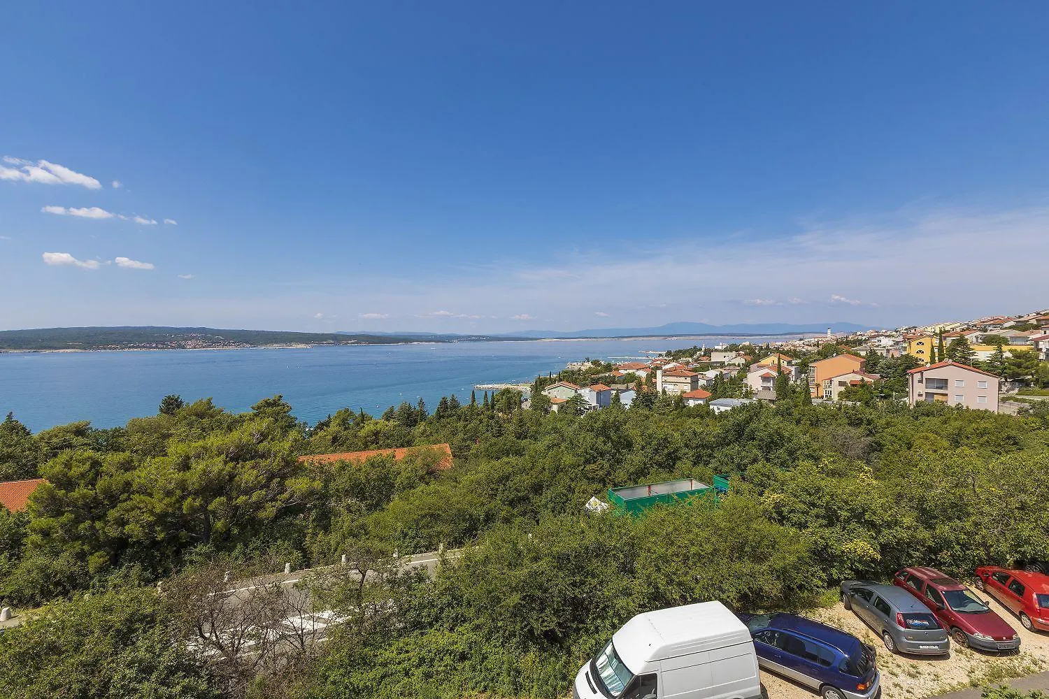 Charmantes Apartment Nur 300 Meter Zum Strand Mit Meerblick, Waschmaschine, Wifi Crikvenica